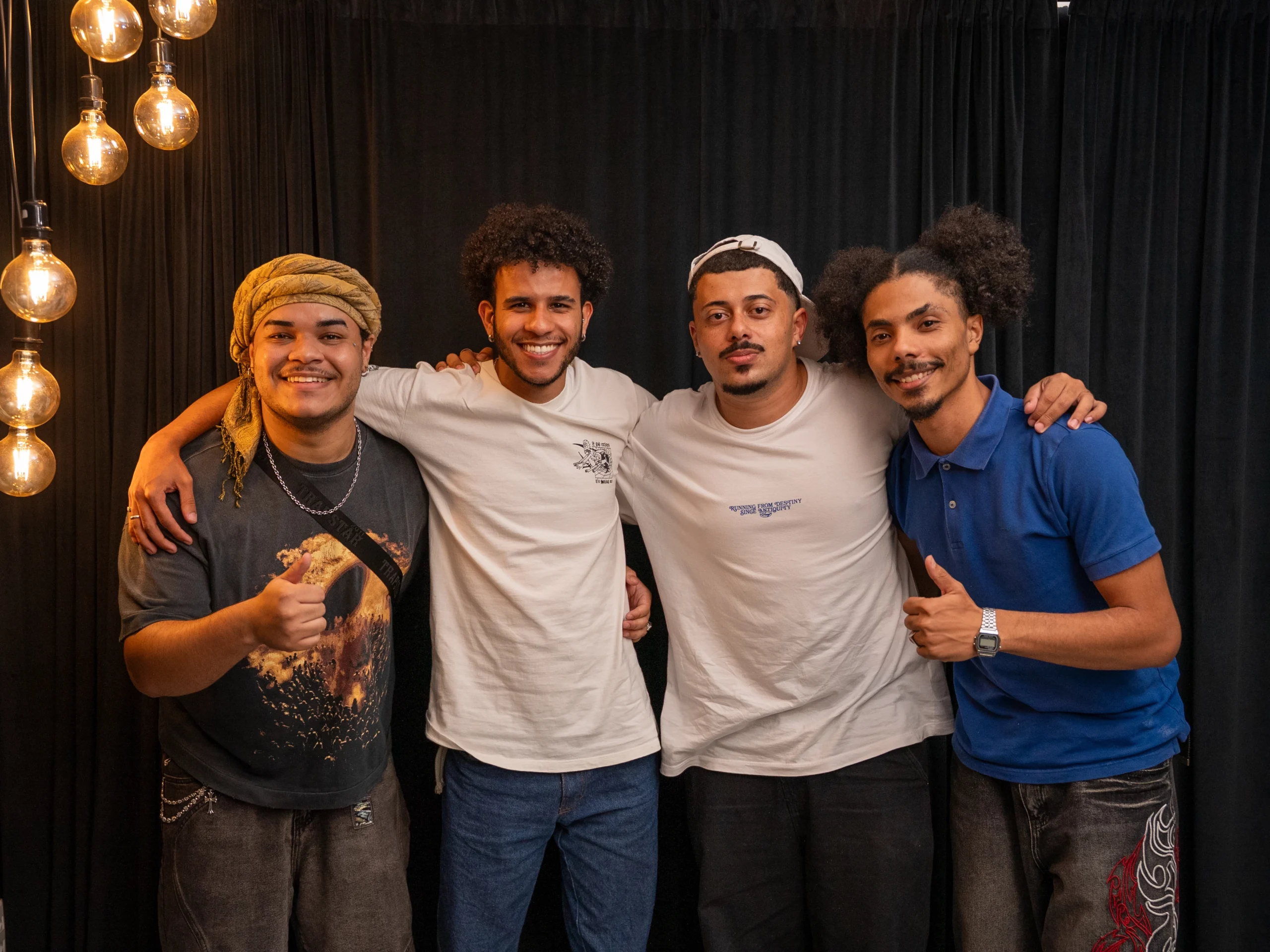 PAPO DE GRUPIE: A conversa de bar que virou podcast.